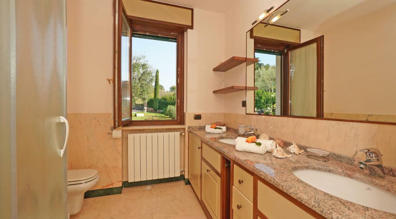 Villa Sul Garda San Felice del Benaco Eksteriør billede