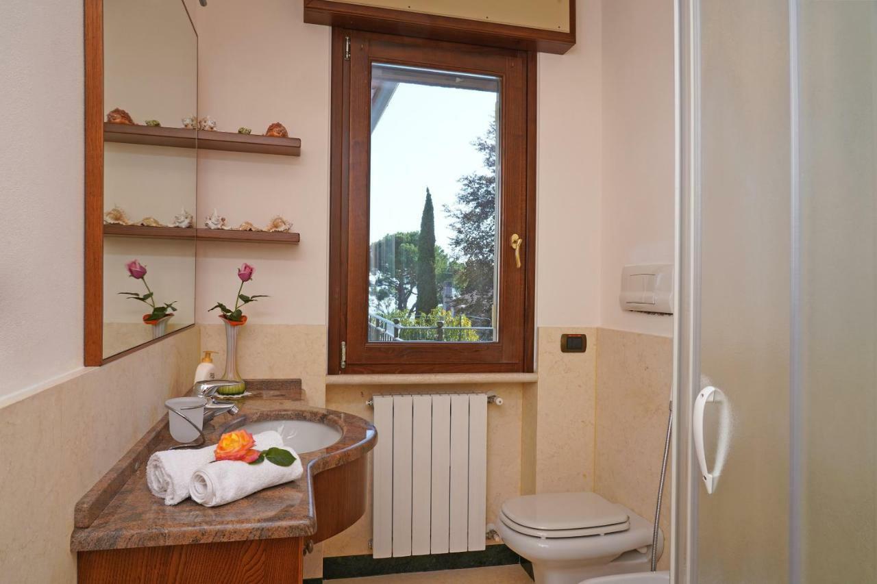 Villa Sul Garda San Felice del Benaco Eksteriør billede